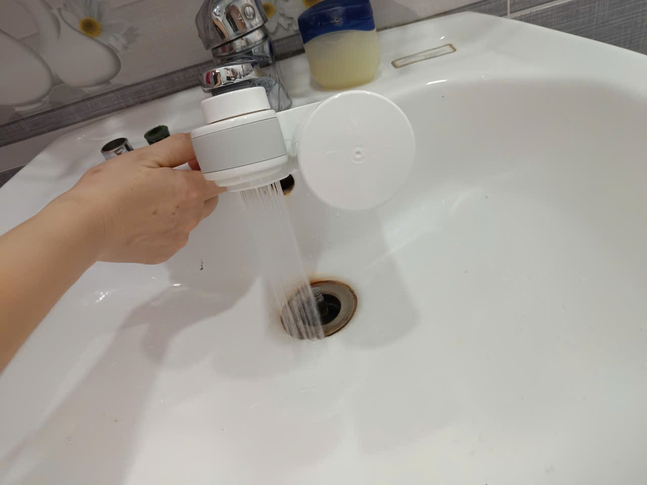 Đánh giá sản phẩm Thiết bị đầu lọc nước tại vòi Mitsubishi Cleansui EF102