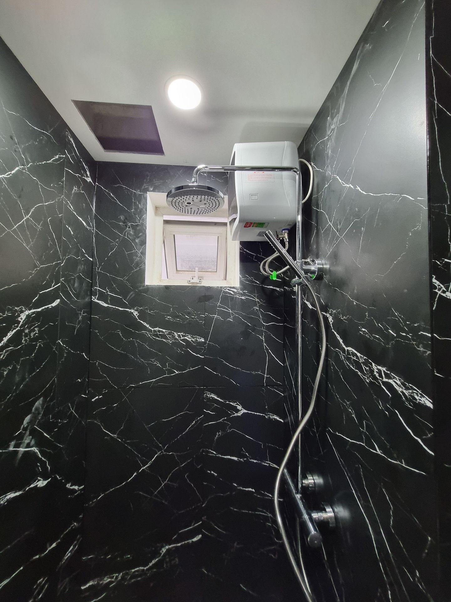 Đánh giá sản phẩm Máy nước nóng gián tiếp Andris Lux-D Ariston AN2 LUX-D