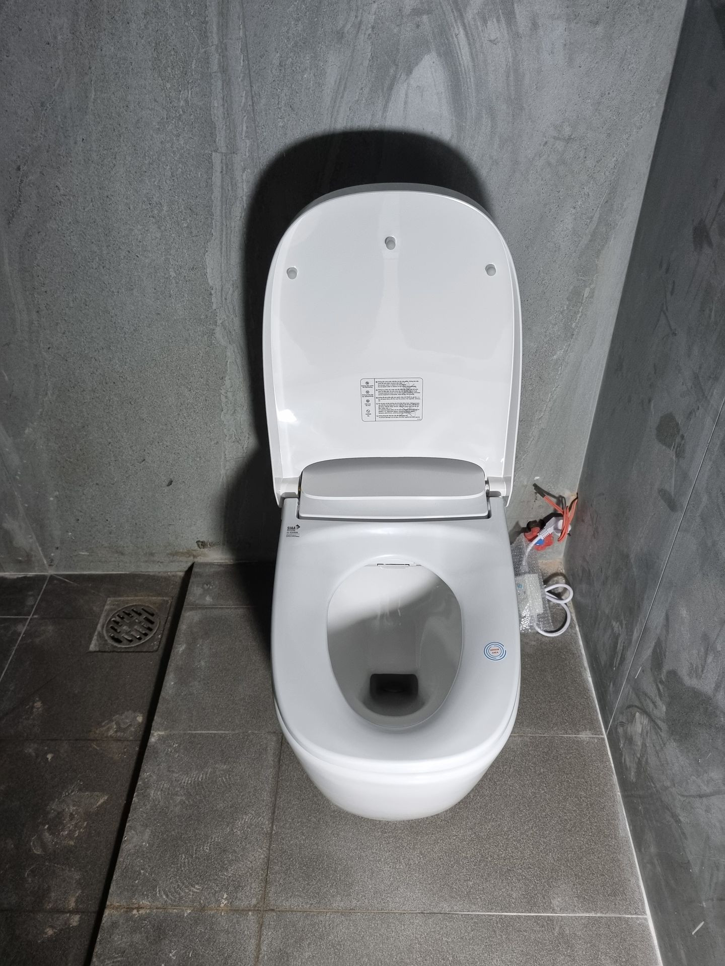 Đánh giá sản phẩm Bồn cầu điện tử Saras Auto Open INAX AC-819VN (AC819VN)