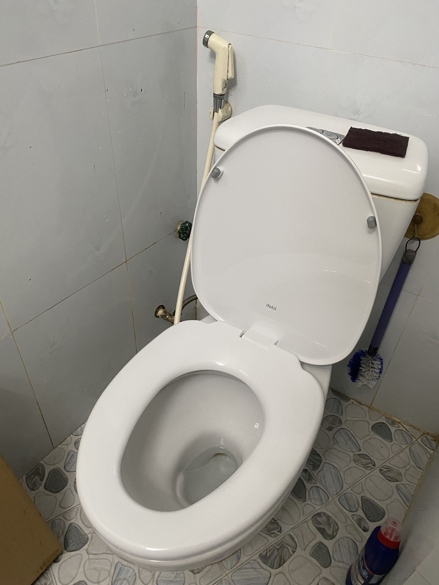 Đánh giá sản phẩm Nắp bồn cầu đóng êm INAX CF-37VSAK (CF37VSAK)