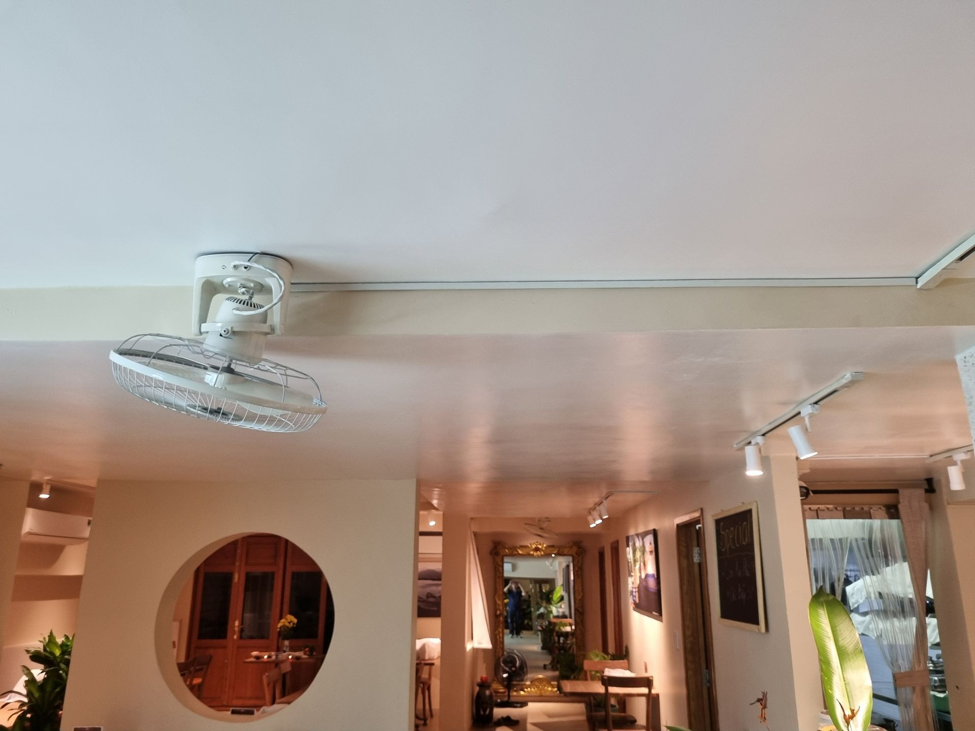 Đánh giá sản phẩm Quạt đảo trần Nanoco có remote NOF1603G-RC