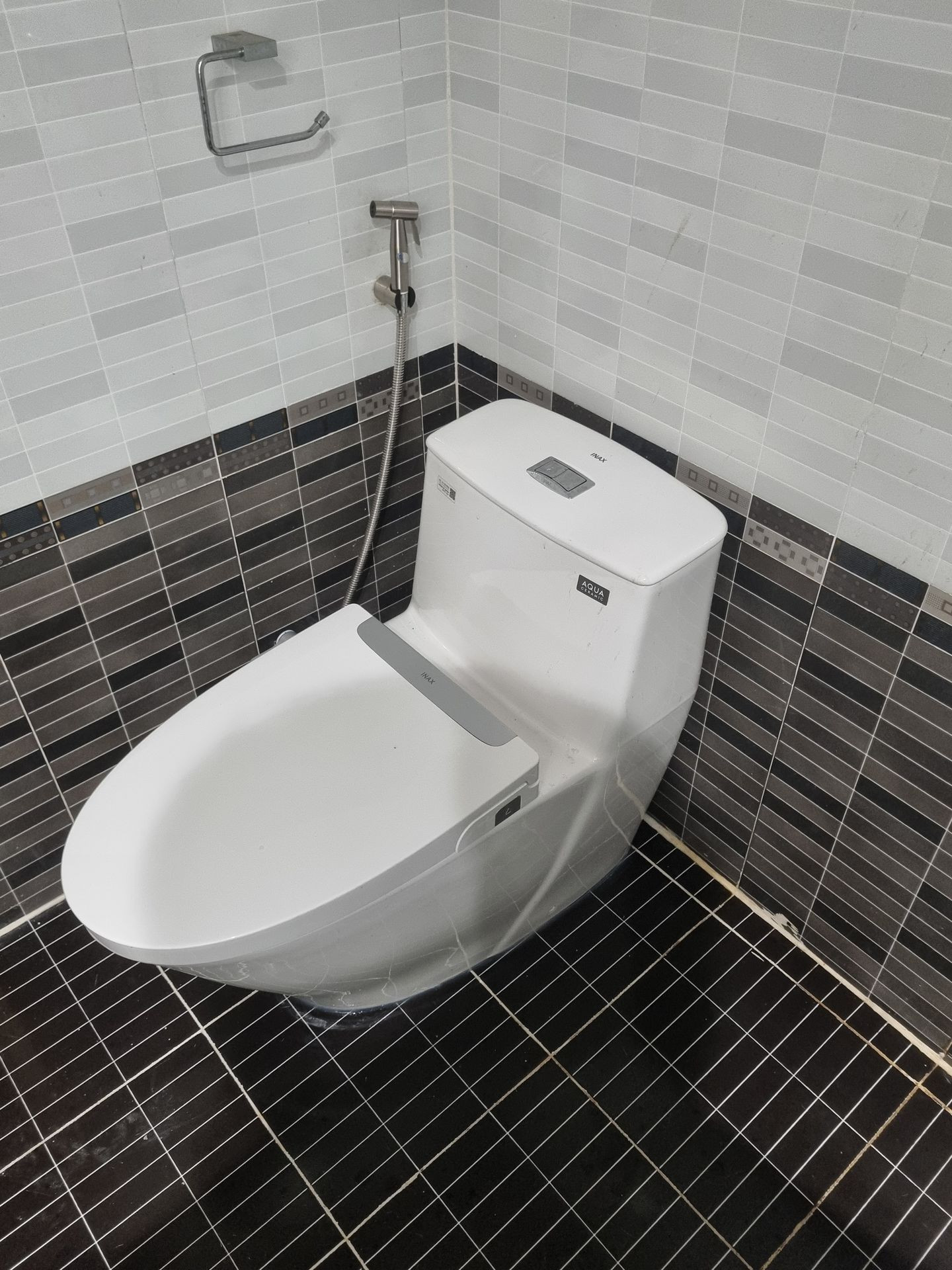 Đánh giá sản phẩm Bồn cầu 1 khối nắp rửa cơ INAX AC-919R + CW-S32VN