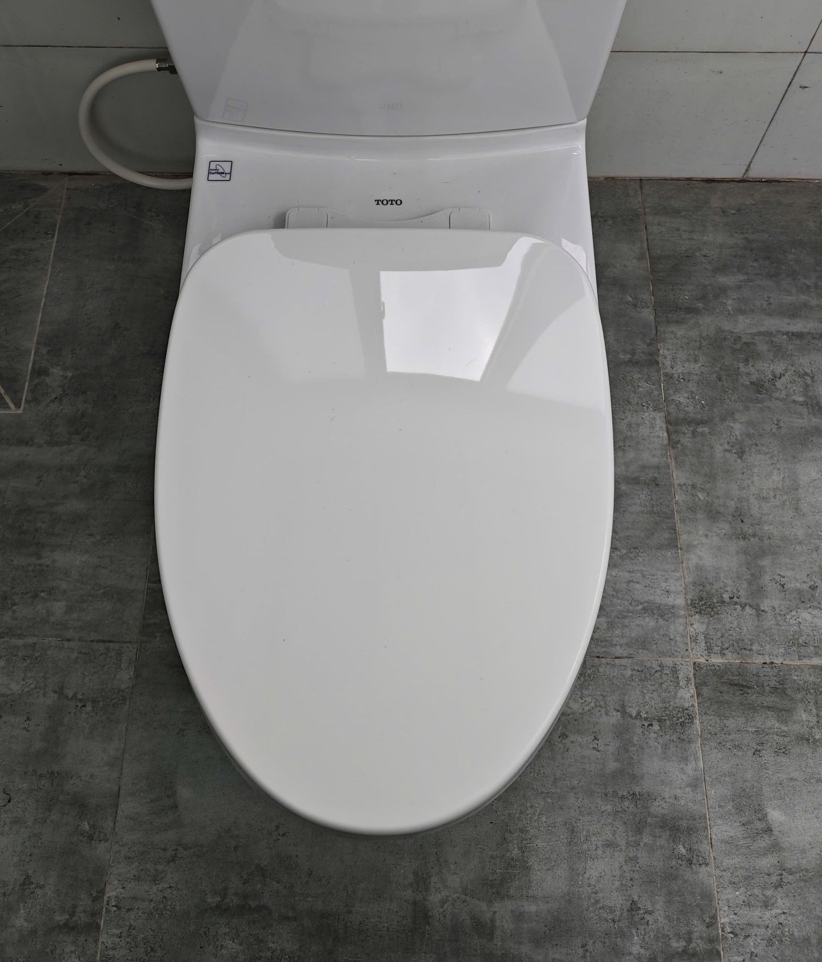 Đánh giá sản phẩm Nắp bồn cầu đóng êm TOTO TC385VS (T3)