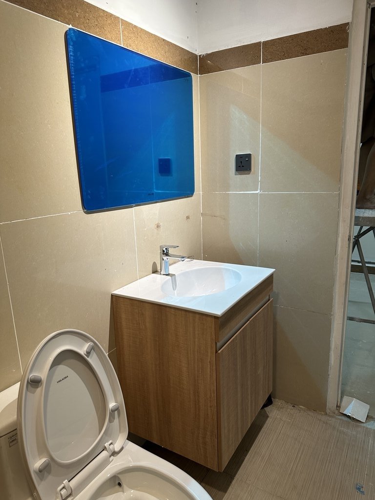 Đánh giá sản phẩm Gương trơn GLS BS00R61 chữ nhật ngang 80x60cm vát cạnh