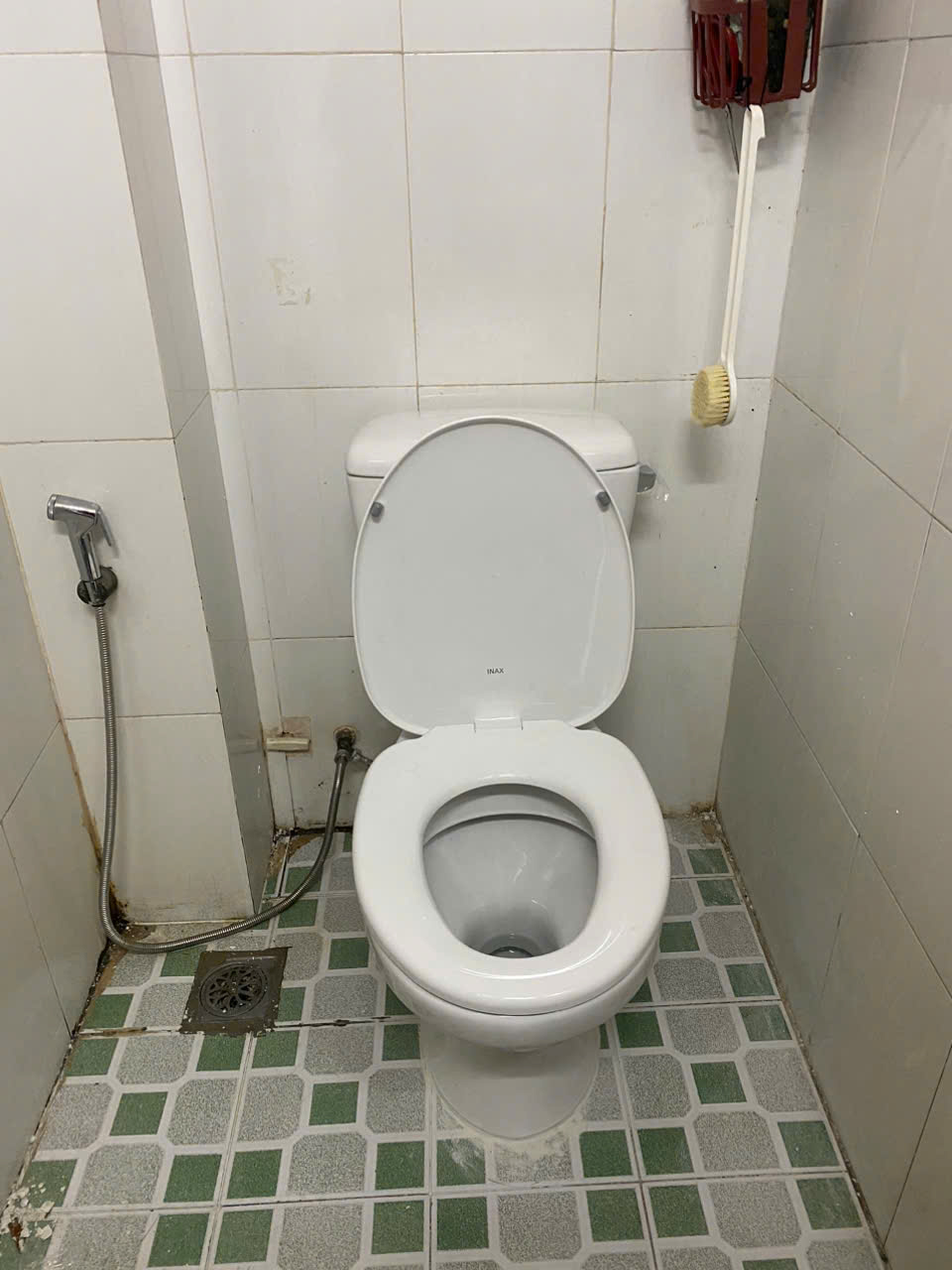 Đánh giá sản phẩm Bồn cầu 2 khối INAX C-117VA (C117VA) xả gạt nắp thường