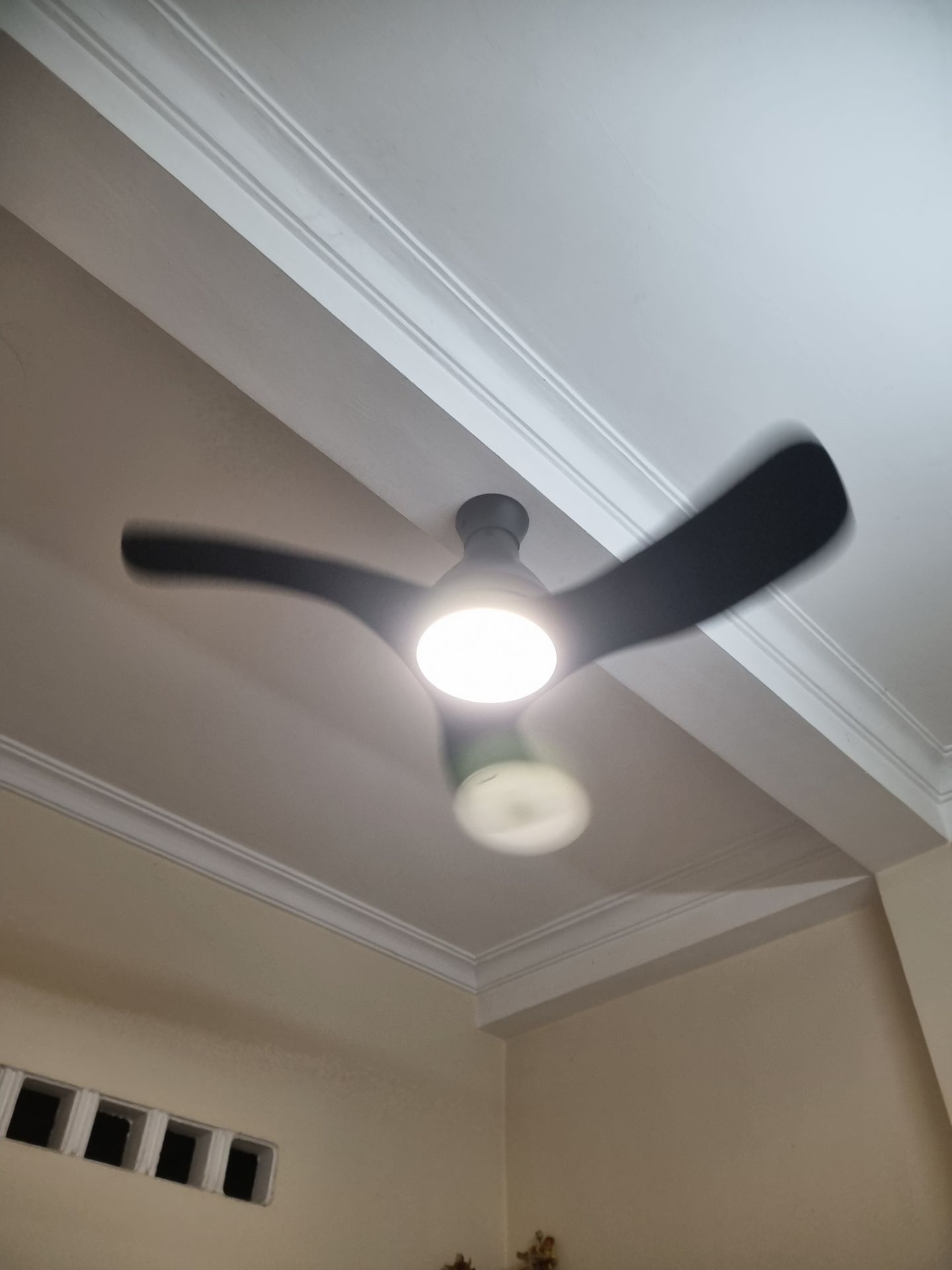 Đánh giá sản phẩm Quạt trần 3 cánh đèn led + điều khiển từ xa Panasonic F-48DGL