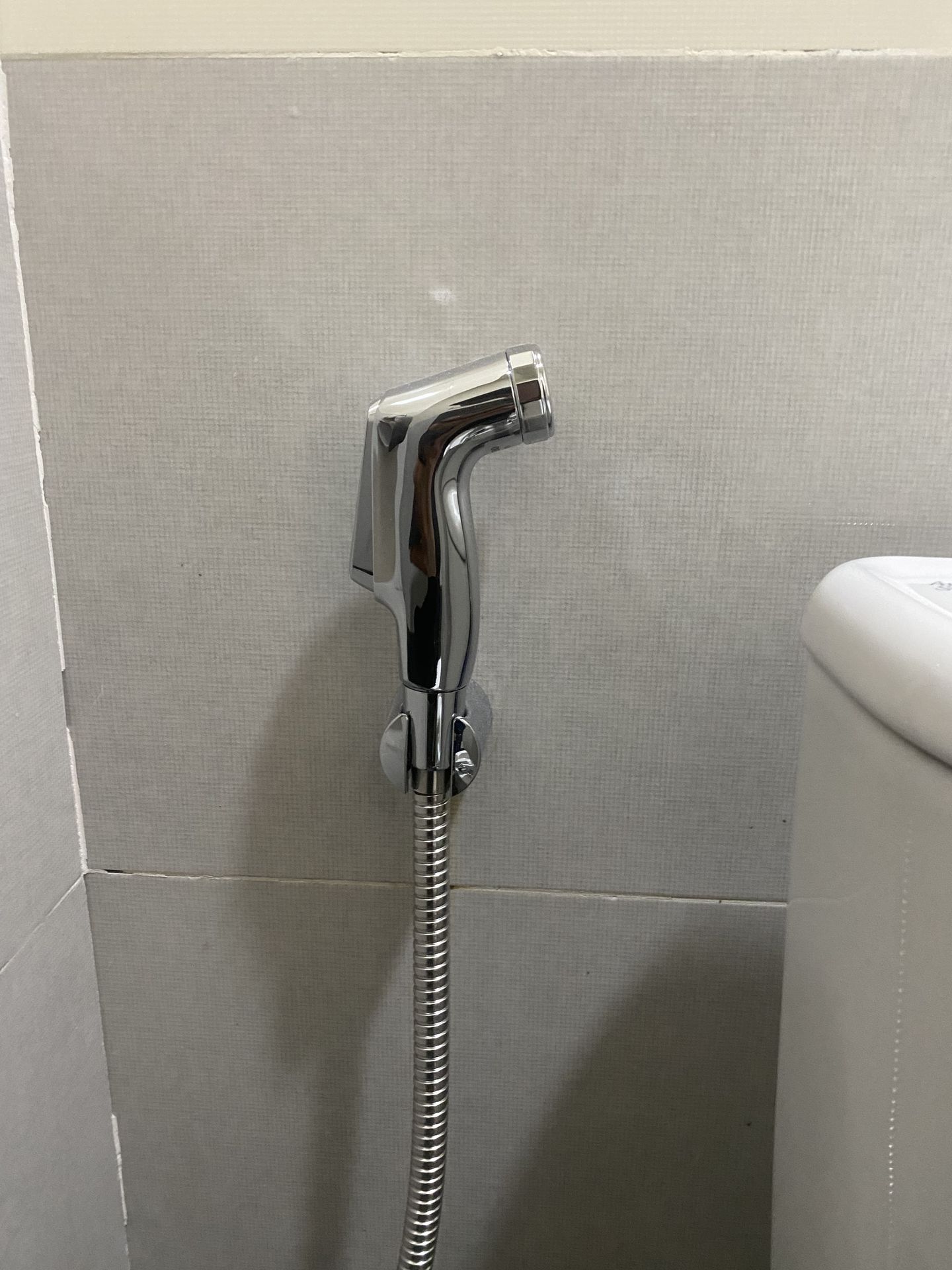 Đánh giá sản phẩm Vòi xịt vệ sinh American Standard FFAS6868 (đầu mạ)