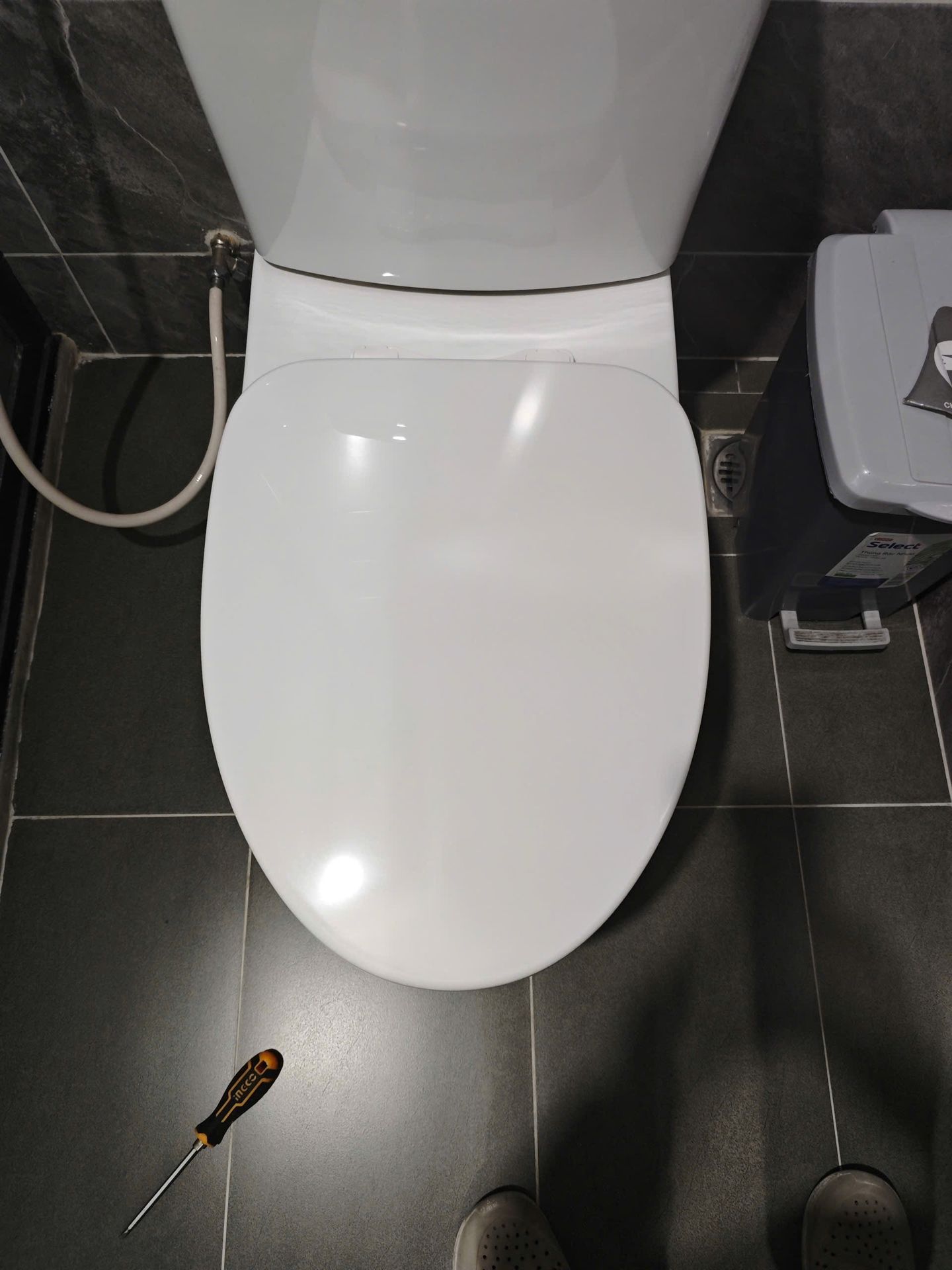 Đánh giá sản phẩm Nắp bồn cầu đóng êm INAX CF-500VS (CF500VS)