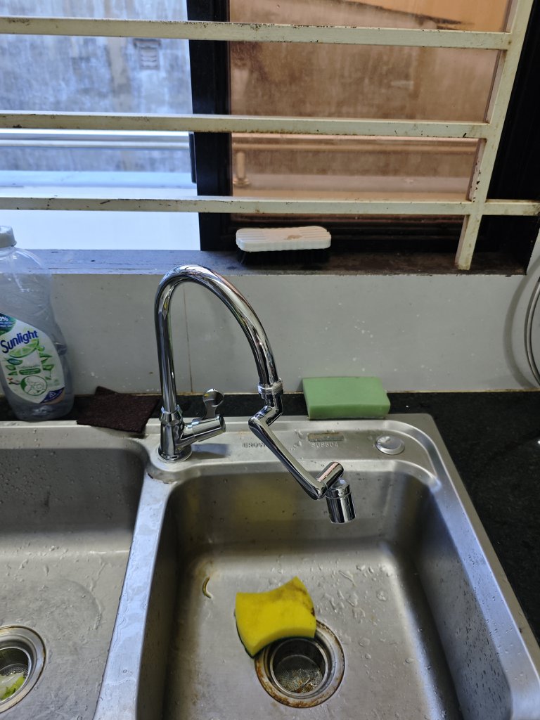 Đánh giá sản phẩm Vòi rửa chén Luxta L3105