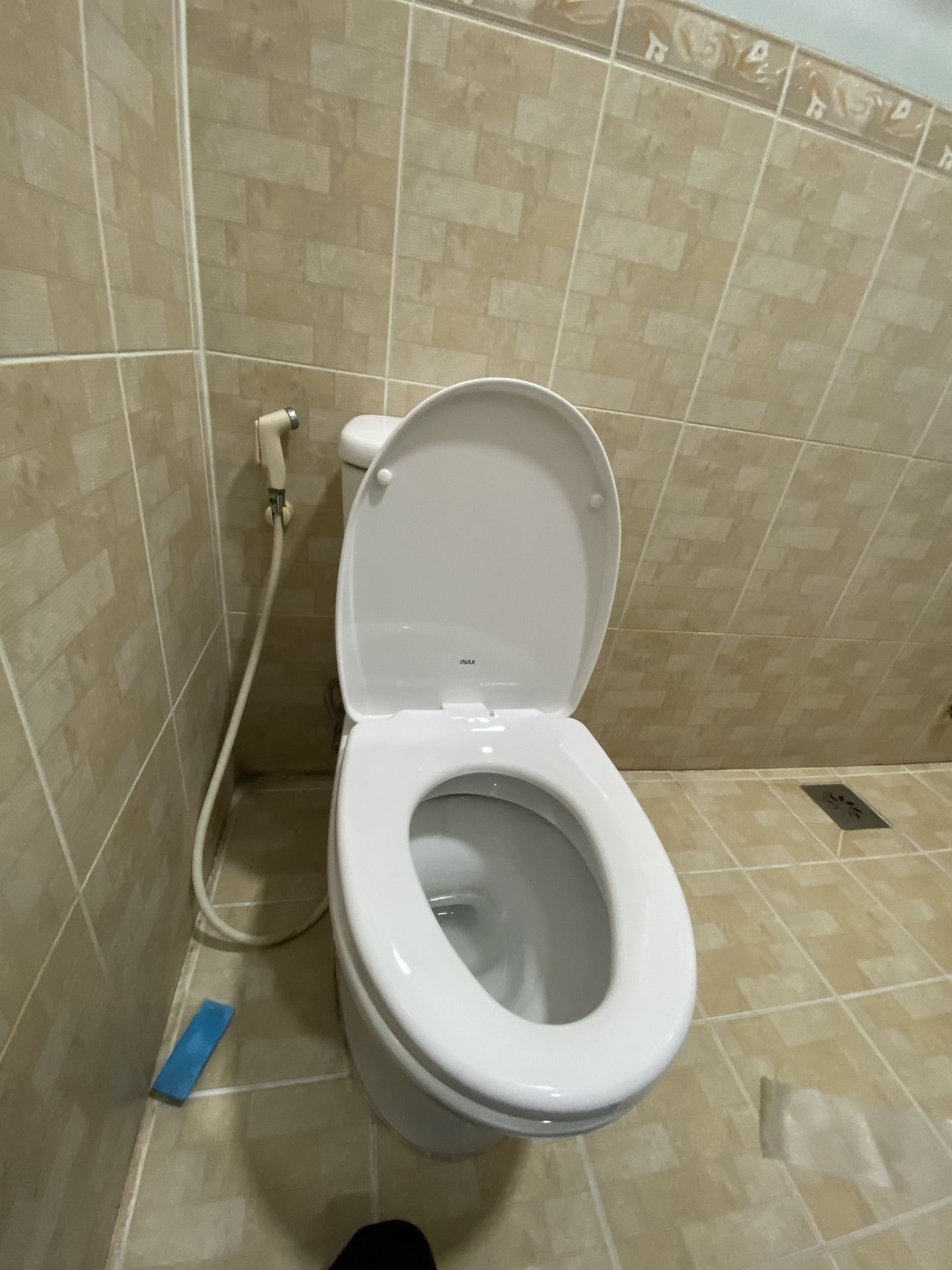 Đánh giá sản phẩm Nắp bồn cầu đóng êm INAX CF-57VSAK (CF57VSAK)