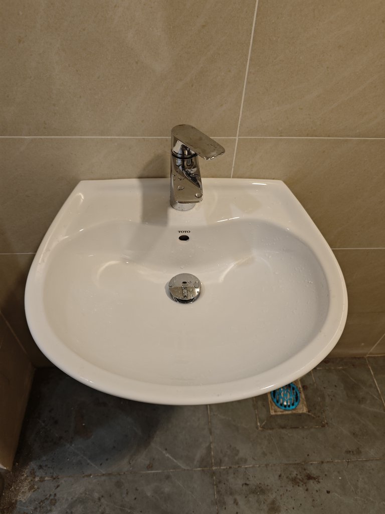 Đánh giá sản phẩm Vòi lavabo nóng lạnh GA TOTO TLG04301V