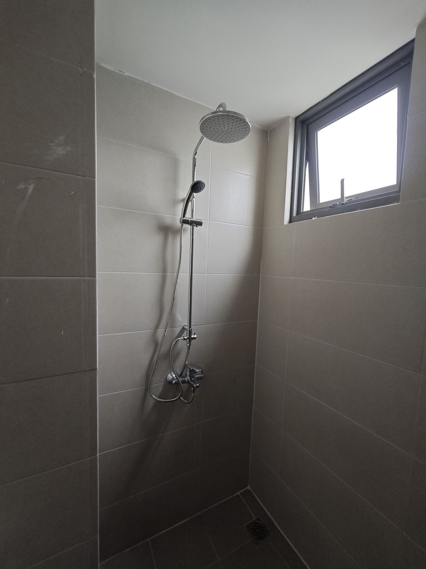 Đánh giá sản phẩm Bộ sen tắm cây nóng lạnh INAX BFV-1115S (BFV1115S)