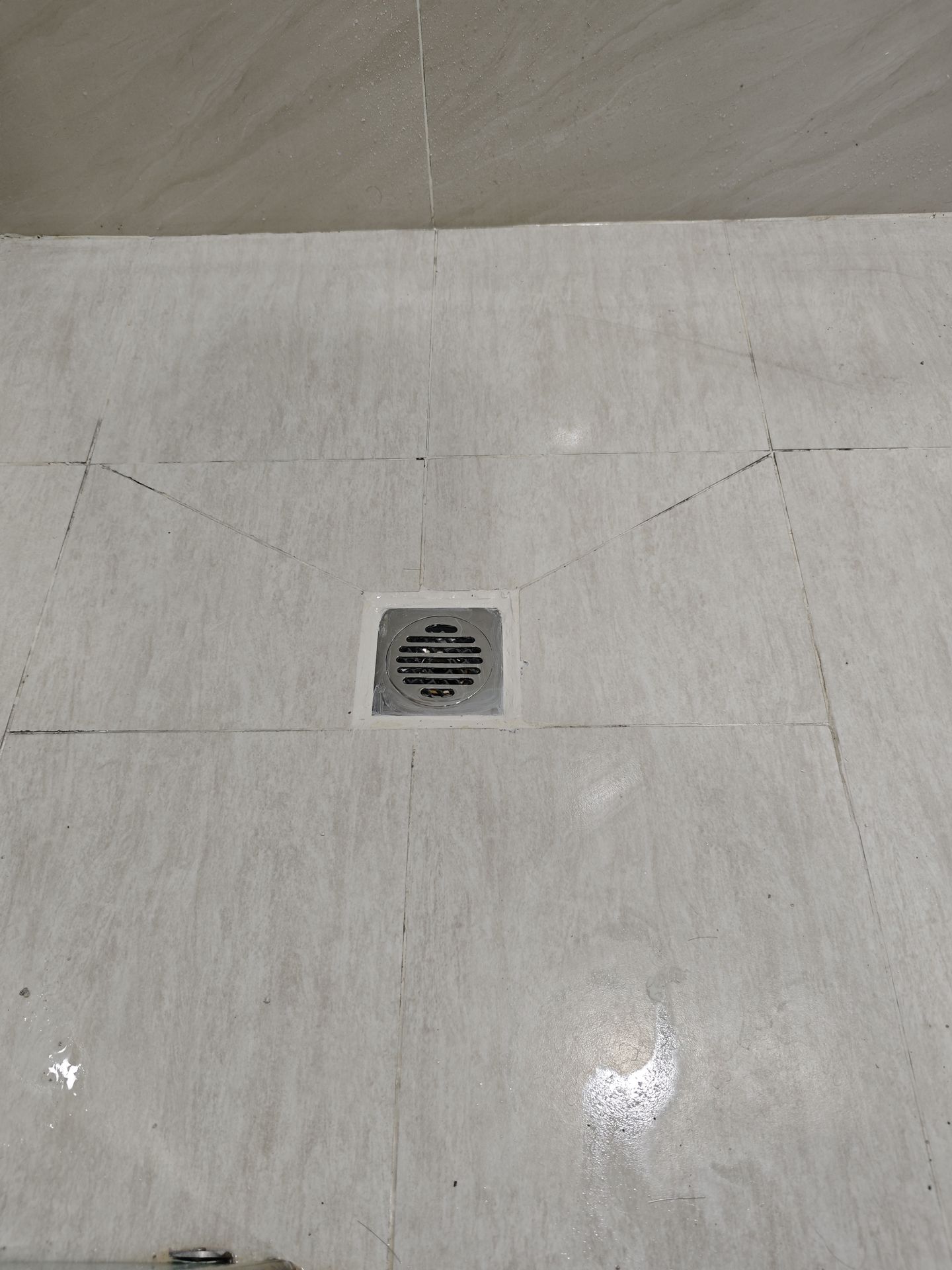 Đánh giá sản phẩm Phễu thoát sàn vuông 10x10cm MERDRAIN MD-S5003