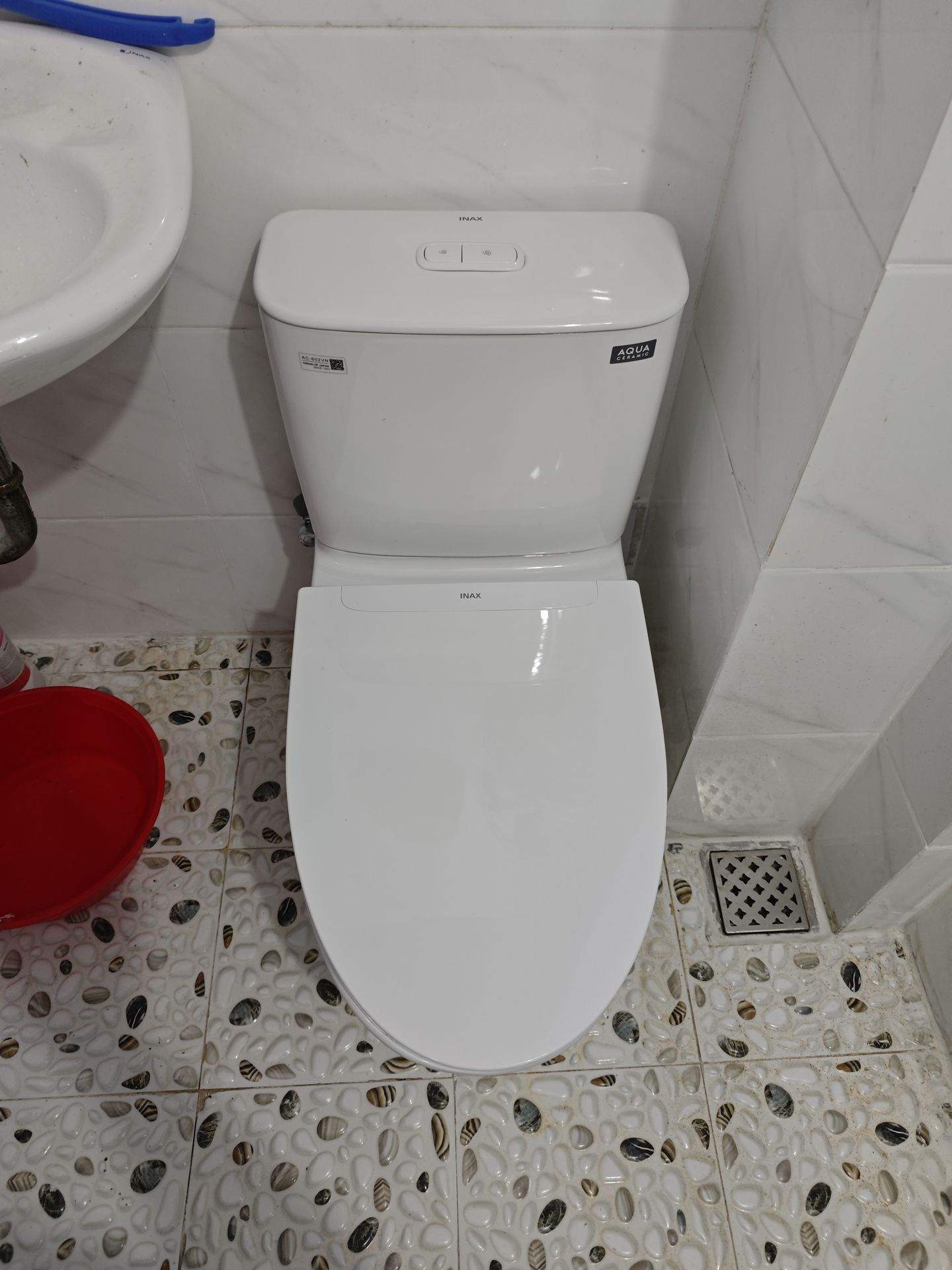 Đánh giá sản phẩm Bồn cầu 2 khối INAX AC-602VN (AC602VN) nắp đóng êm
