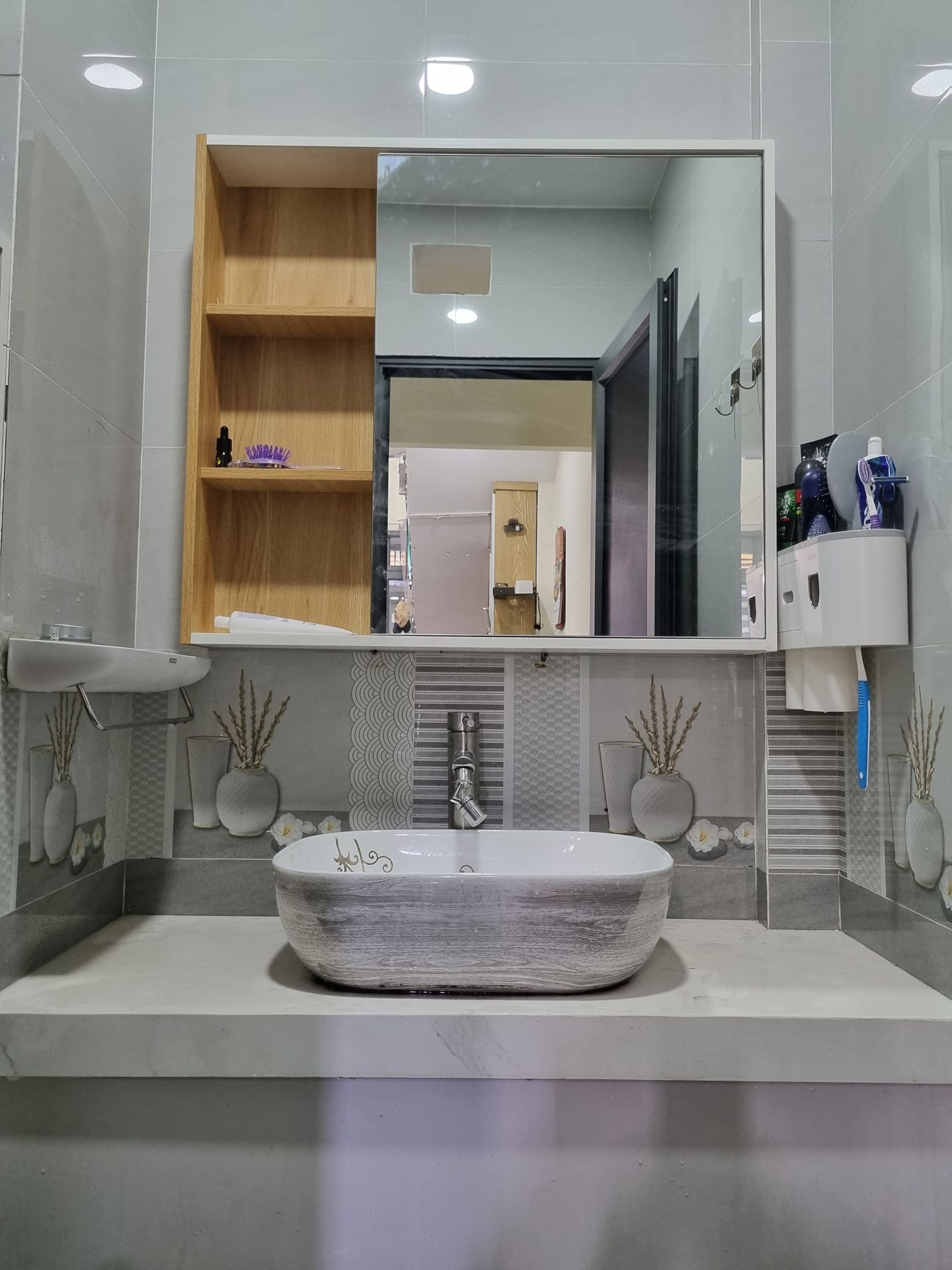 Đánh giá sản phẩm Tủ gương size 800mm MOWOEN MW9567-80M