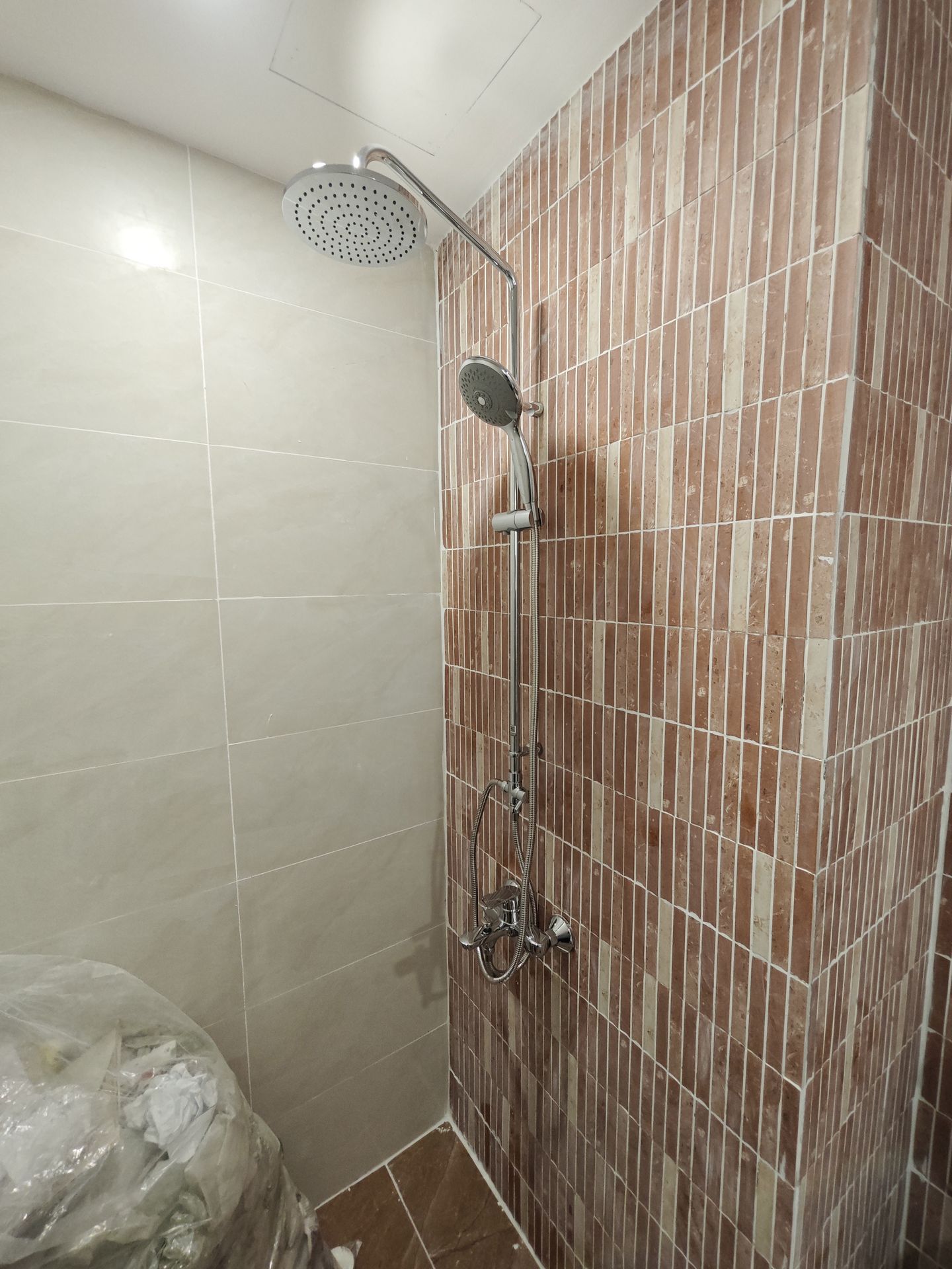 Đánh giá sản phẩm Bộ sen cây tắm nóng lạnh INAX BFV-1405S (BFV1405S)