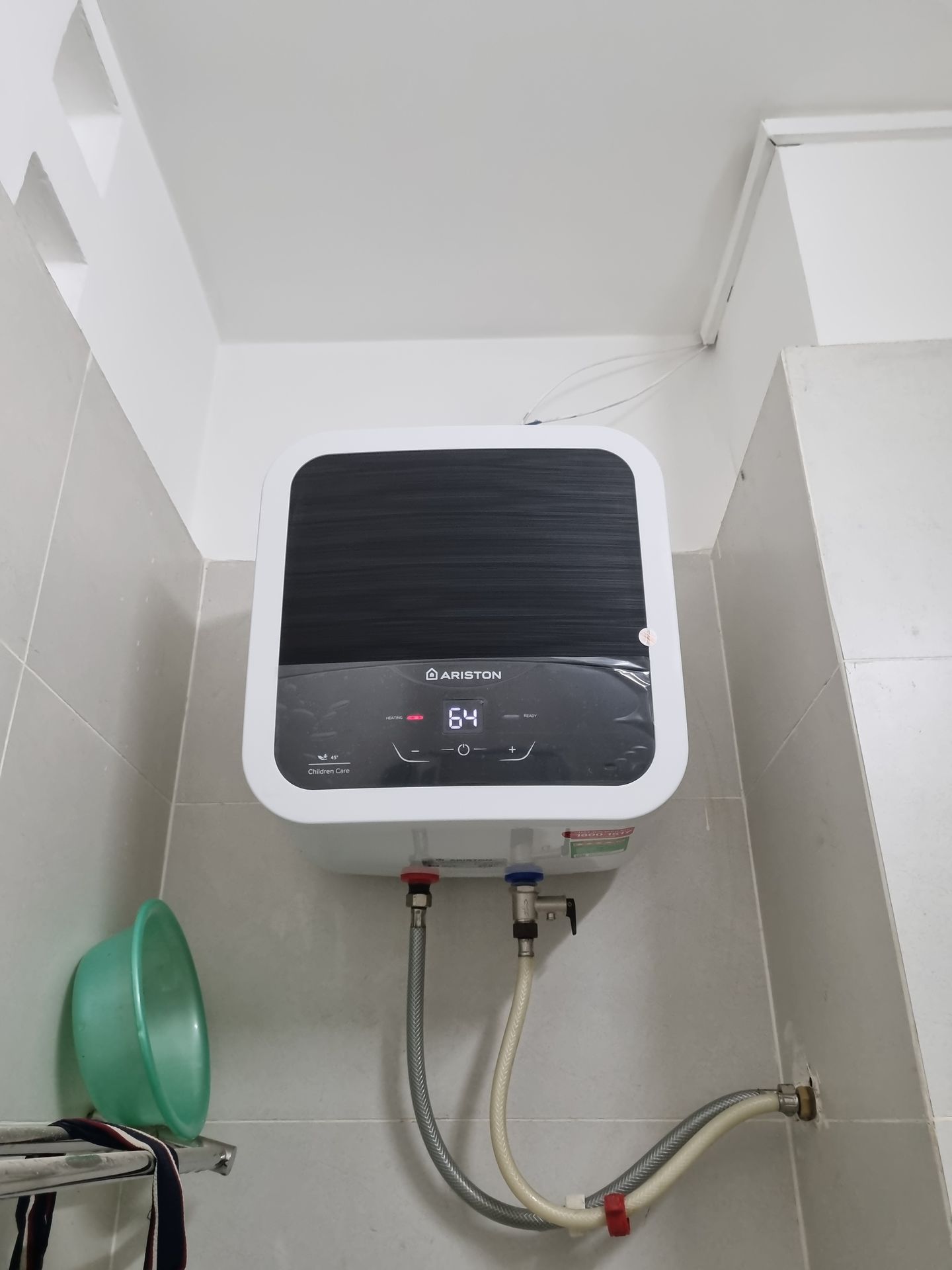 Đánh giá sản phẩm Máy nước nóng gián tiếp Andris Lux-D Ariston AN2 LUX-D