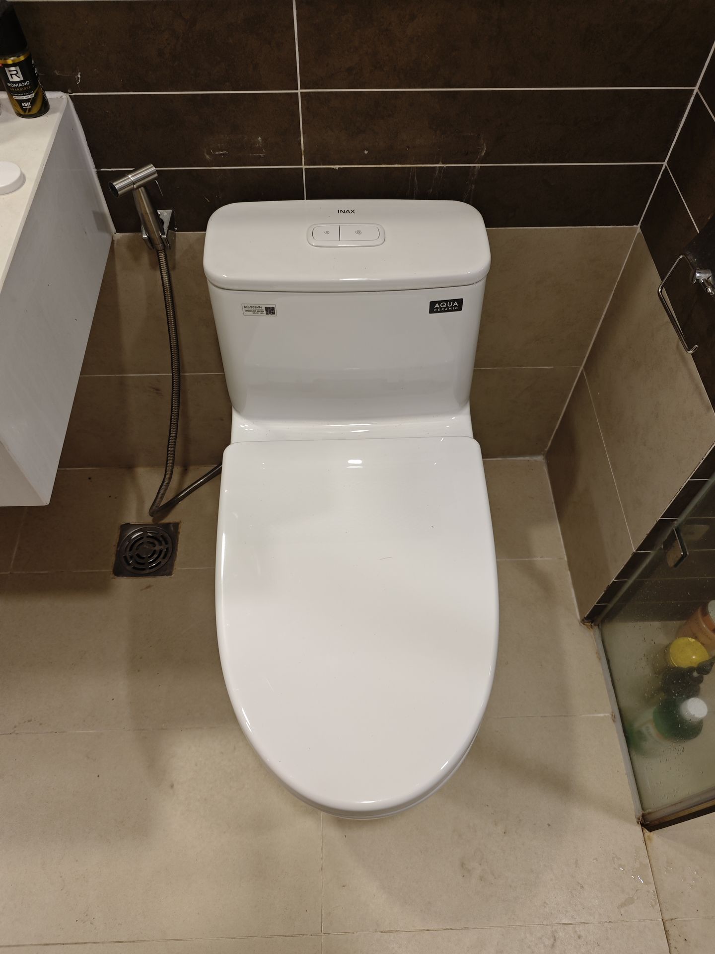 Đánh giá sản phẩm Bồn cầu 1 khối INAX AC-989VN (AC989VN) nắp đóng êm