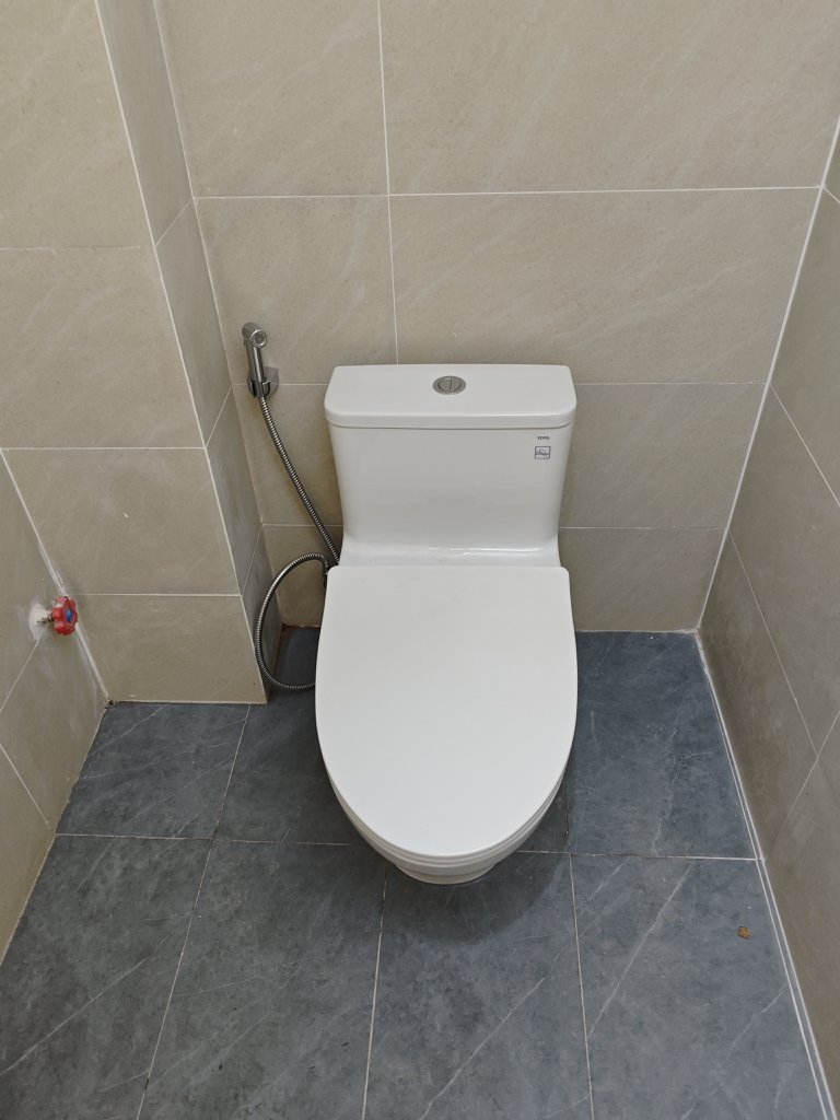 Đánh giá sản phẩm Vòi xịt vệ sinh TOTO TVCF201 nhựa mạ crom