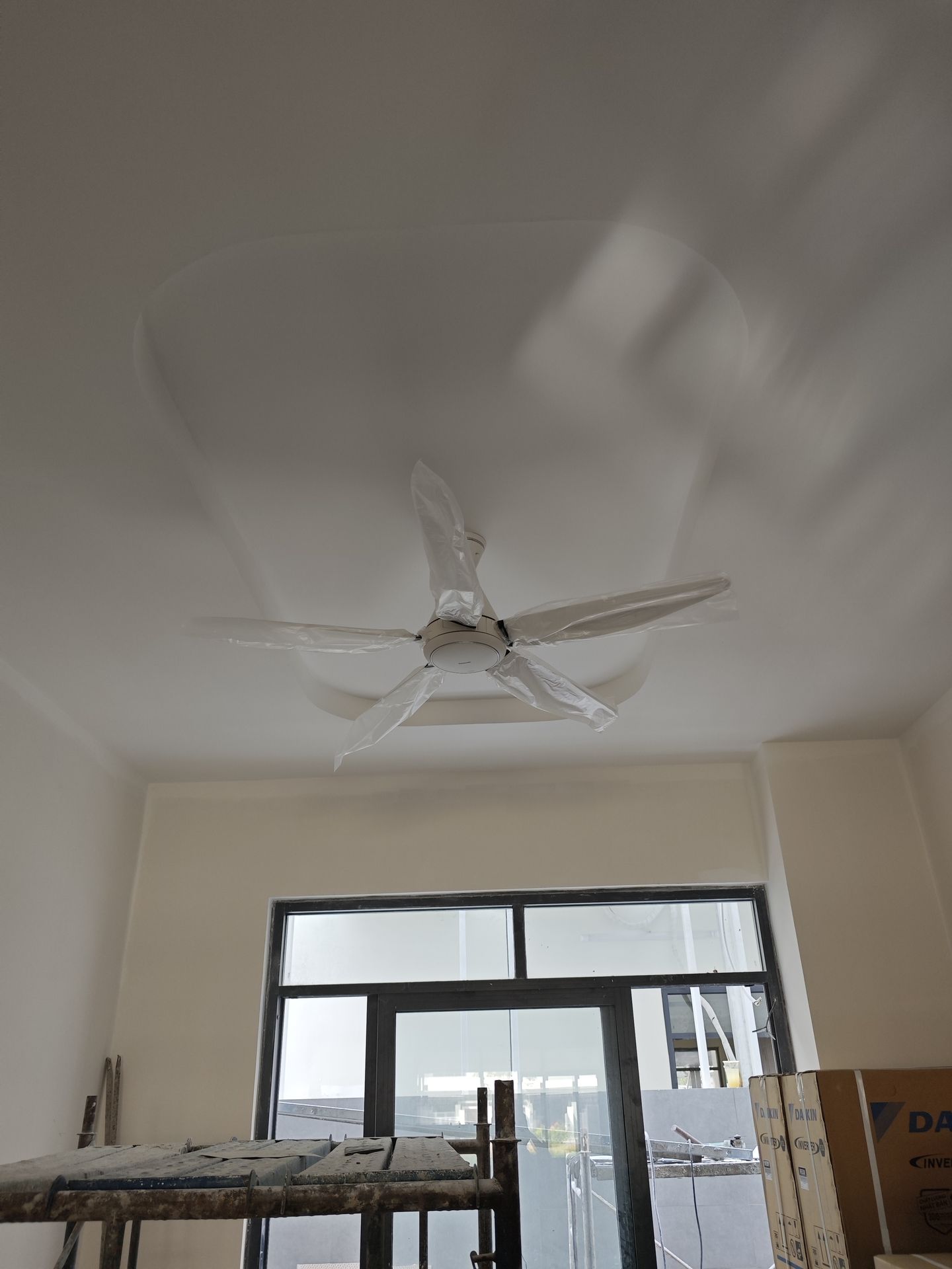 Đánh giá sản phẩm Quạt trần 5 cánh điều khiển từ xa Panasonic F-60GDN