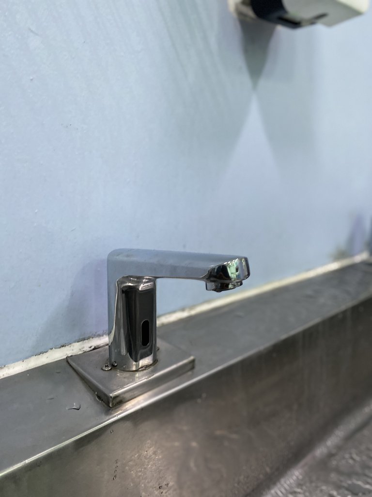 Đánh giá sản phẩm Vòi chậu lavabo COTTO CT4902AC cảm ứng lạnh (dùng điện)