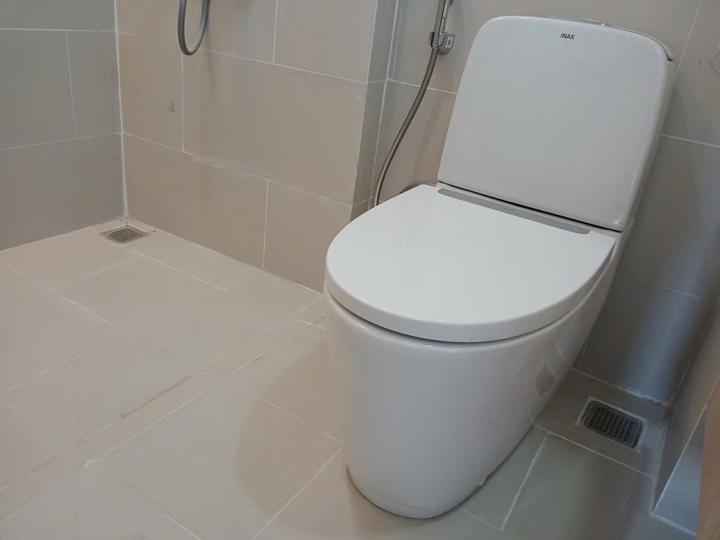 Đánh giá sản phẩm Bồn cầu 2 khối INAX AC-832VN (AC832VN) nắp đóng êm