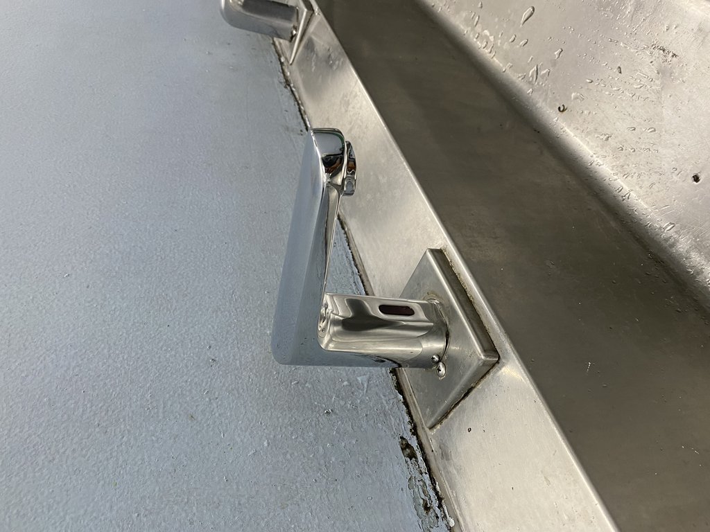 Đánh giá sản phẩm Vòi chậu lavabo COTTO CT4902AC cảm ứng lạnh (dùng điện)