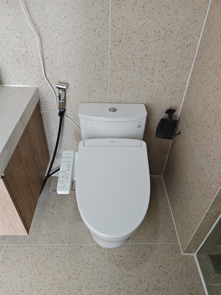 Đánh giá sản phẩm Bồn cầu TOTO MS885CDW24 1 khối nắp điện tử Washlet S2 TCF33461GAA giấu dây