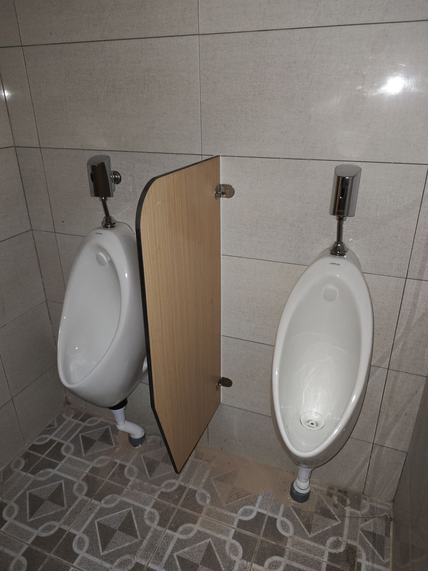 Đánh giá sản phẩm Bồn tiểu nam treo tường JOMOO 13065-2Z/51K-I011