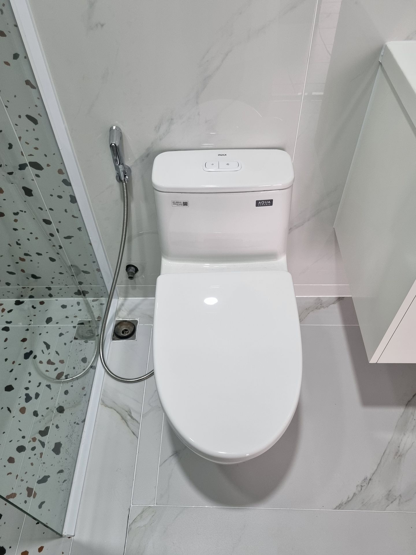 Đánh giá sản phẩm Vòi xịt vệ sinh INAX CFV-105MM (CFV105MM)