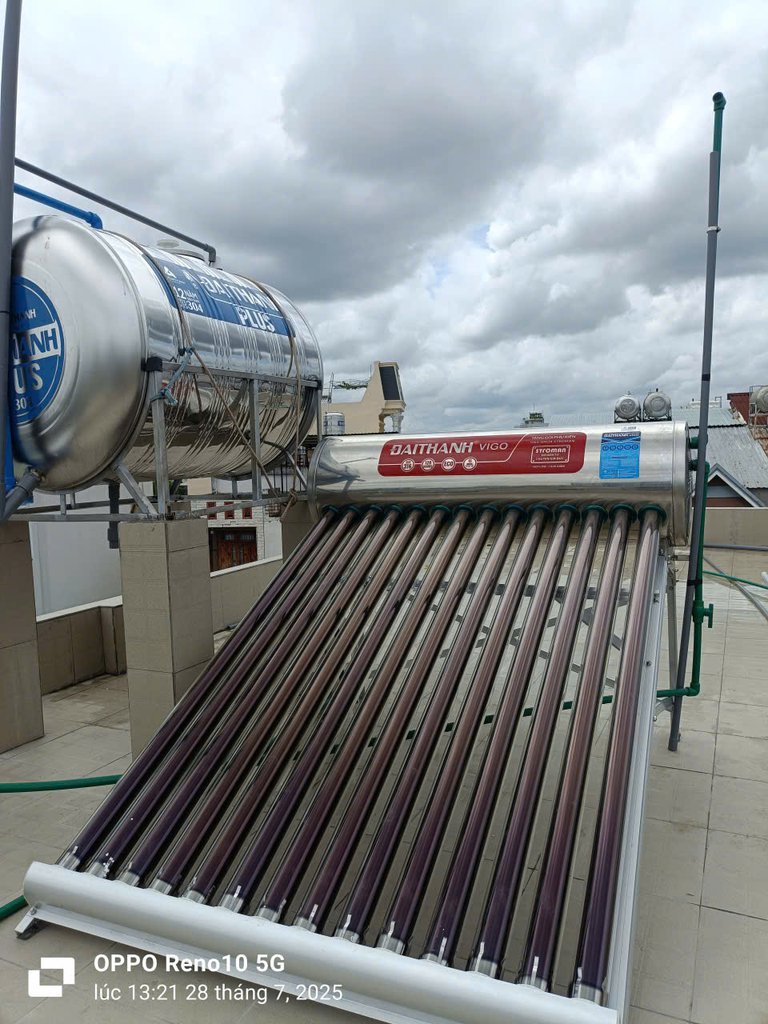Đánh giá sản phẩm Máy nước nóng năng lượng mặt trời Đại Thành Vigo Inox 316 ống 70