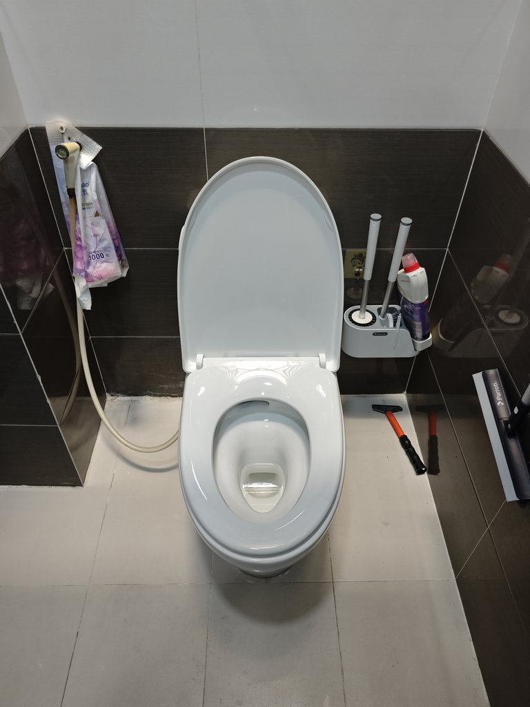 Đánh giá sản phẩm Bồn cầu 1 khối INAX AC-989VN (AC989VN) nắp đóng êm