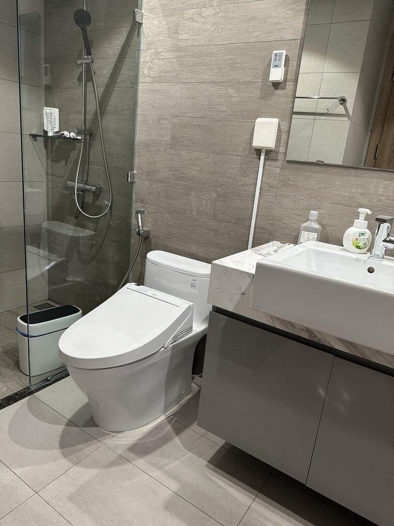 Đánh giá sản phẩm Bồn cầu TOTO MS887RW14 1 khối nắp điện tử Washlet C5 TCF24410AAA