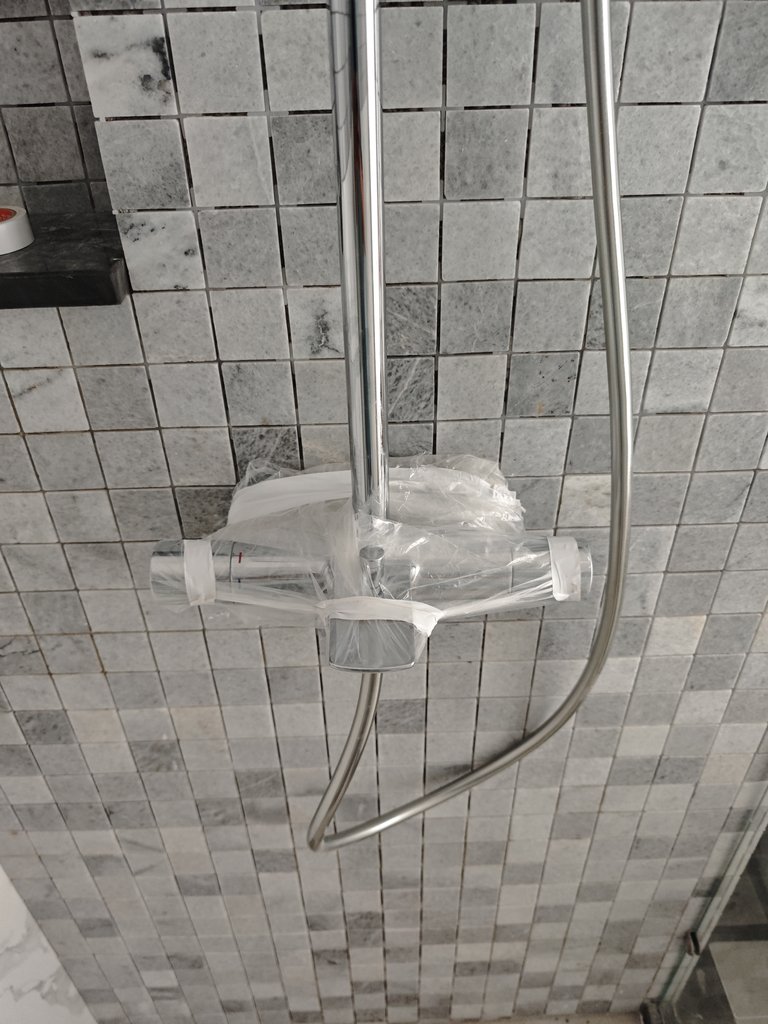 Đánh giá sản phẩm Sen cây nhiệt độ TOTO TBW01401AA dòng G kèm vòi xả bồn