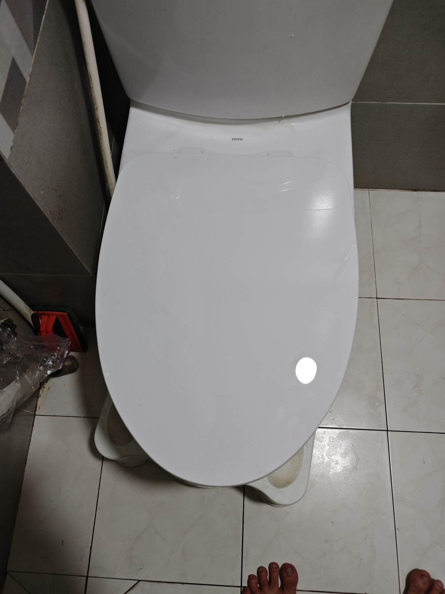 Đánh giá sản phẩm Nắp bồn cầu đóng êm TOTO TC395VS (T10)