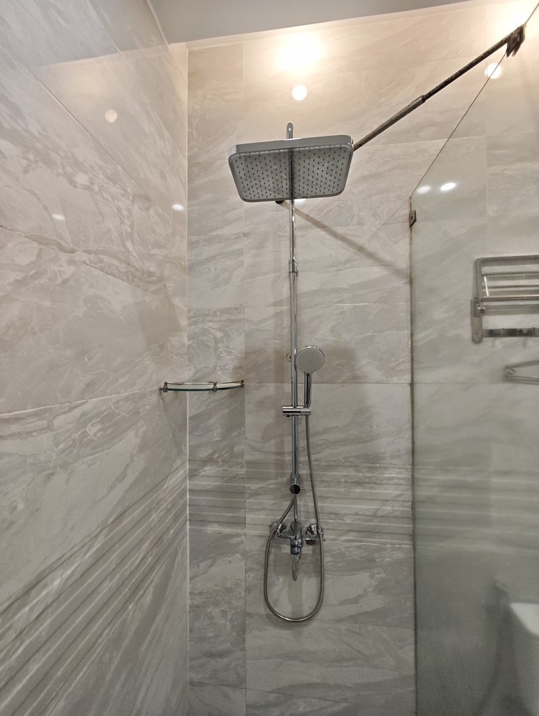 Đánh giá sản phẩm Bộ sen cây nóng lạnh TOTO TBW13040V TBS06302V TBW09000V
