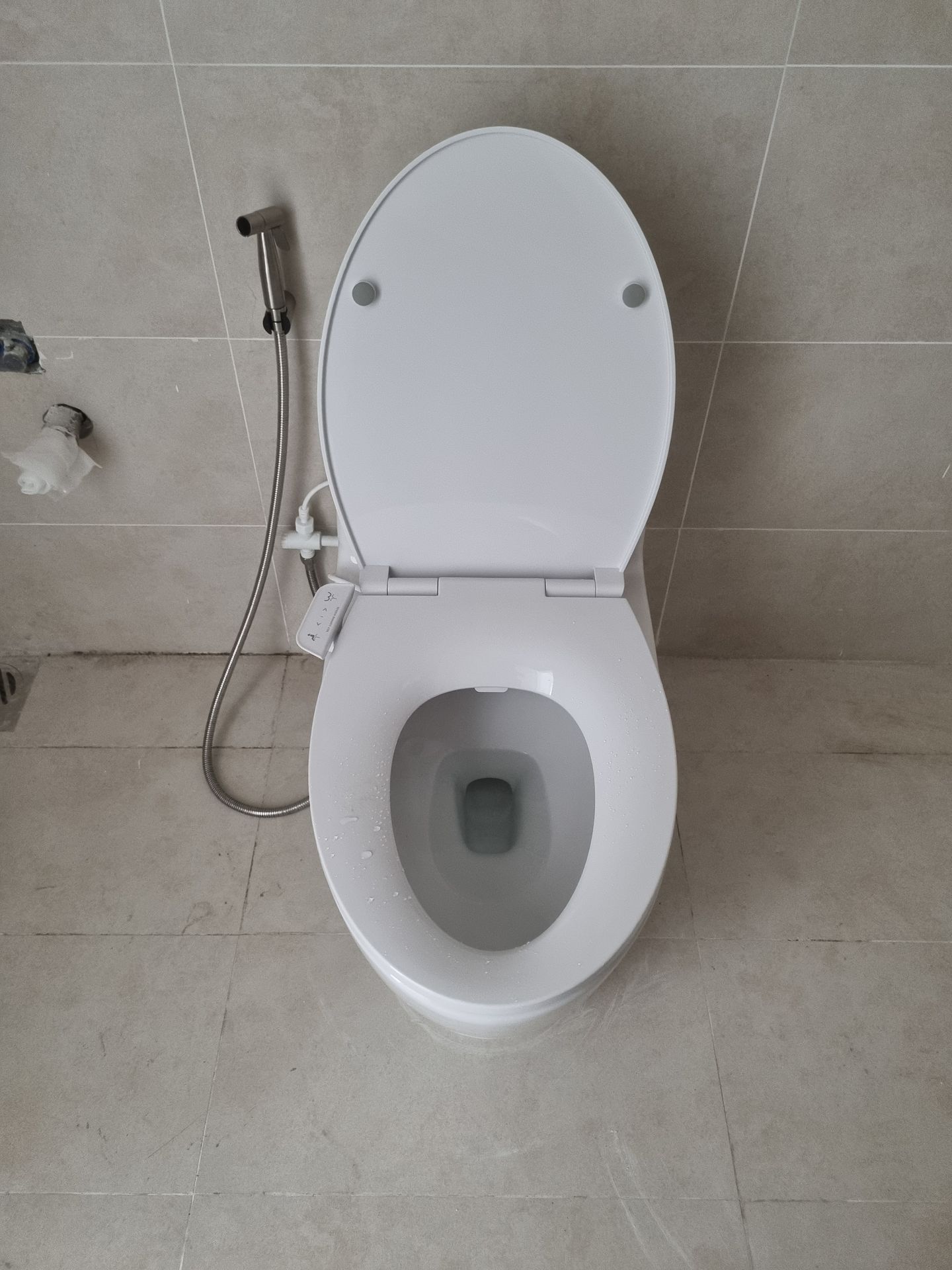 Đánh giá sản phẩm Bồn cầu 1 khối American Standard VF-1808TSW (VF1808TSW) nắp rửa cơ M4A839