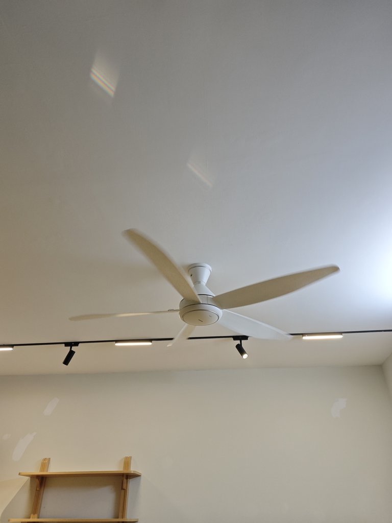 Đánh giá sản phẩm Quạt trần 5 cánh điều khiển từ xa Panasonic F-60GDN