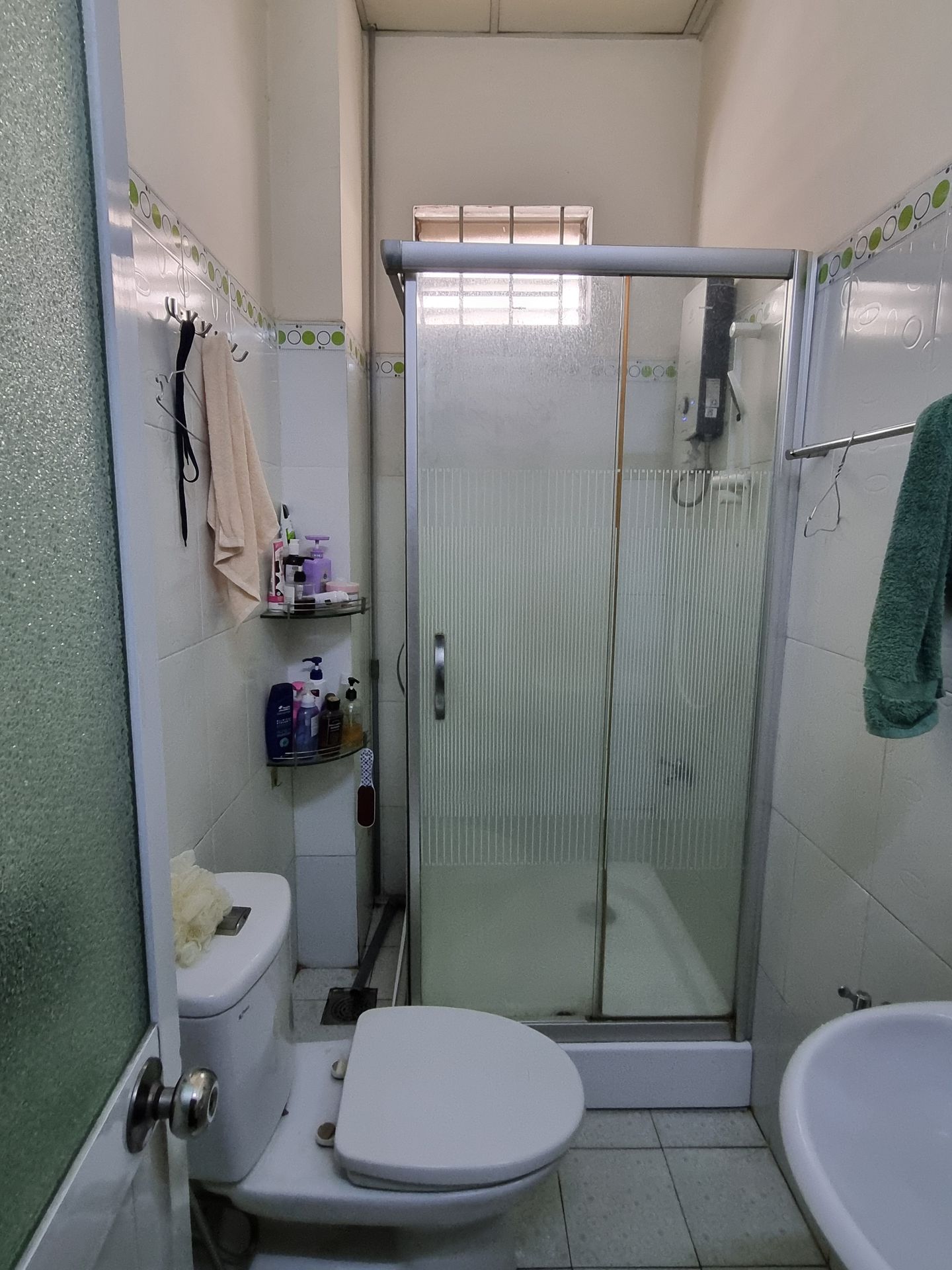 Đánh giá sản phẩm Đế phòng tắm đứng vuông 900x900cm MANHATTAN P19