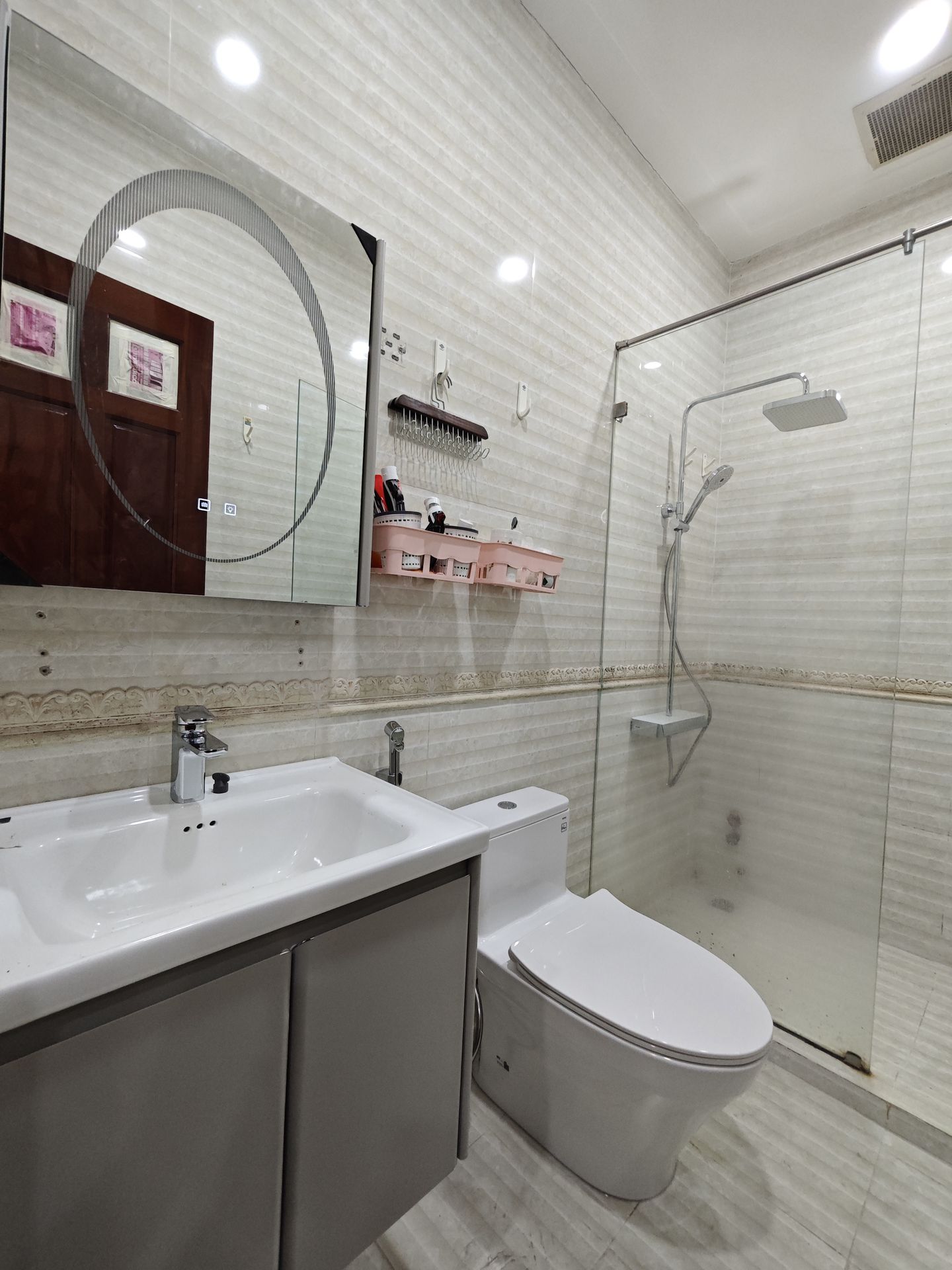 Đánh giá sản phẩm Tay sen tắm TOTO TBW01035V (3 chế độ) phun sương MistSpa