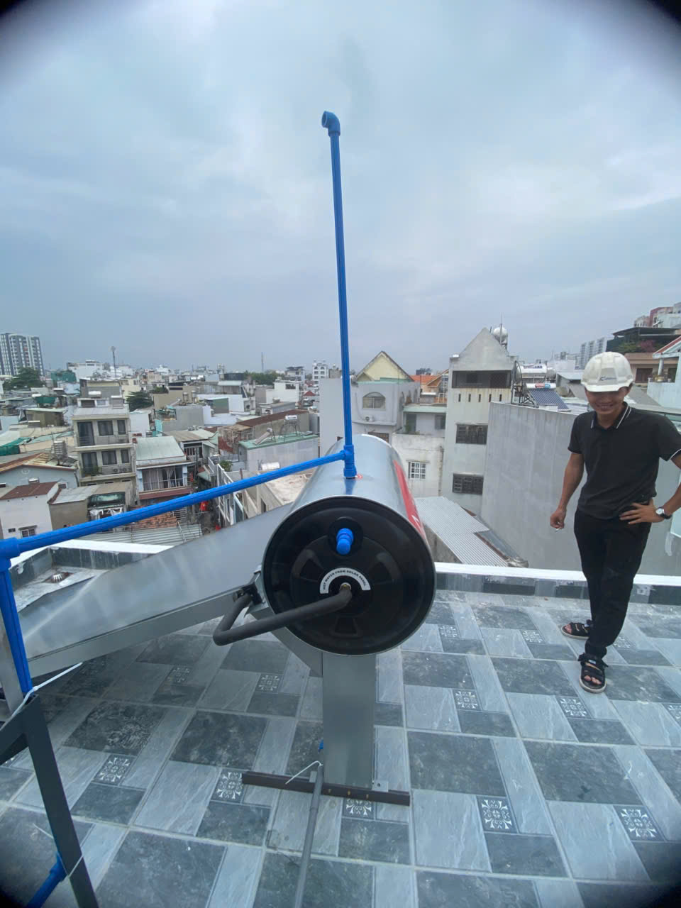 Đánh giá sản phẩm Máy nước nóng năng lượng mặt trời tấm phẳng Ariston KAIROS THERMO DR-2