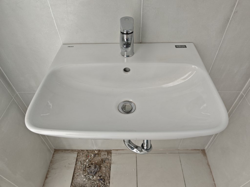 Đánh giá sản phẩm Vòi chậu lavabo nóng lạnh INAX LFV-1112S (LFV1112S)