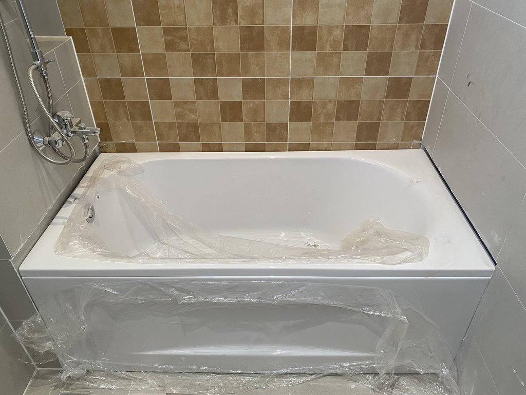 Đánh giá sản phẩm Bồn tắm yếm TOTO PAY1515VC#W TVBF411 nhựa 1m5 gồm bộ xả thải