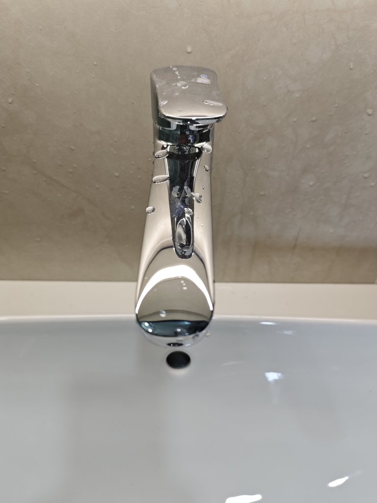 Đánh giá sản phẩm Vòi chậu lavabo nóng lạnh INAX LFV-1402SH (LFV1402SH)