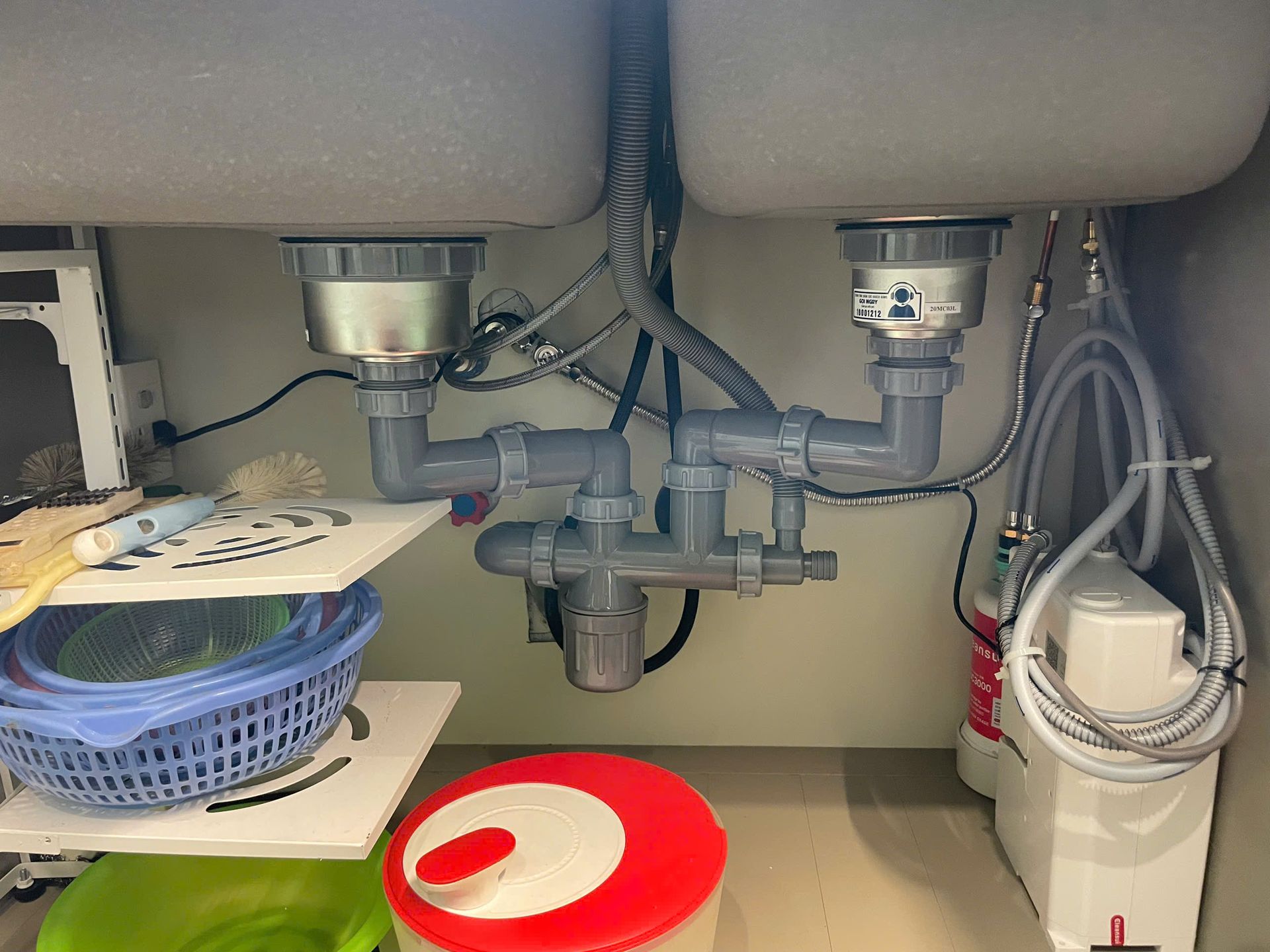 Đánh giá sản phẩm Thiết bị lọc nước ion kiềm Mitsubishi Cleansui EU301