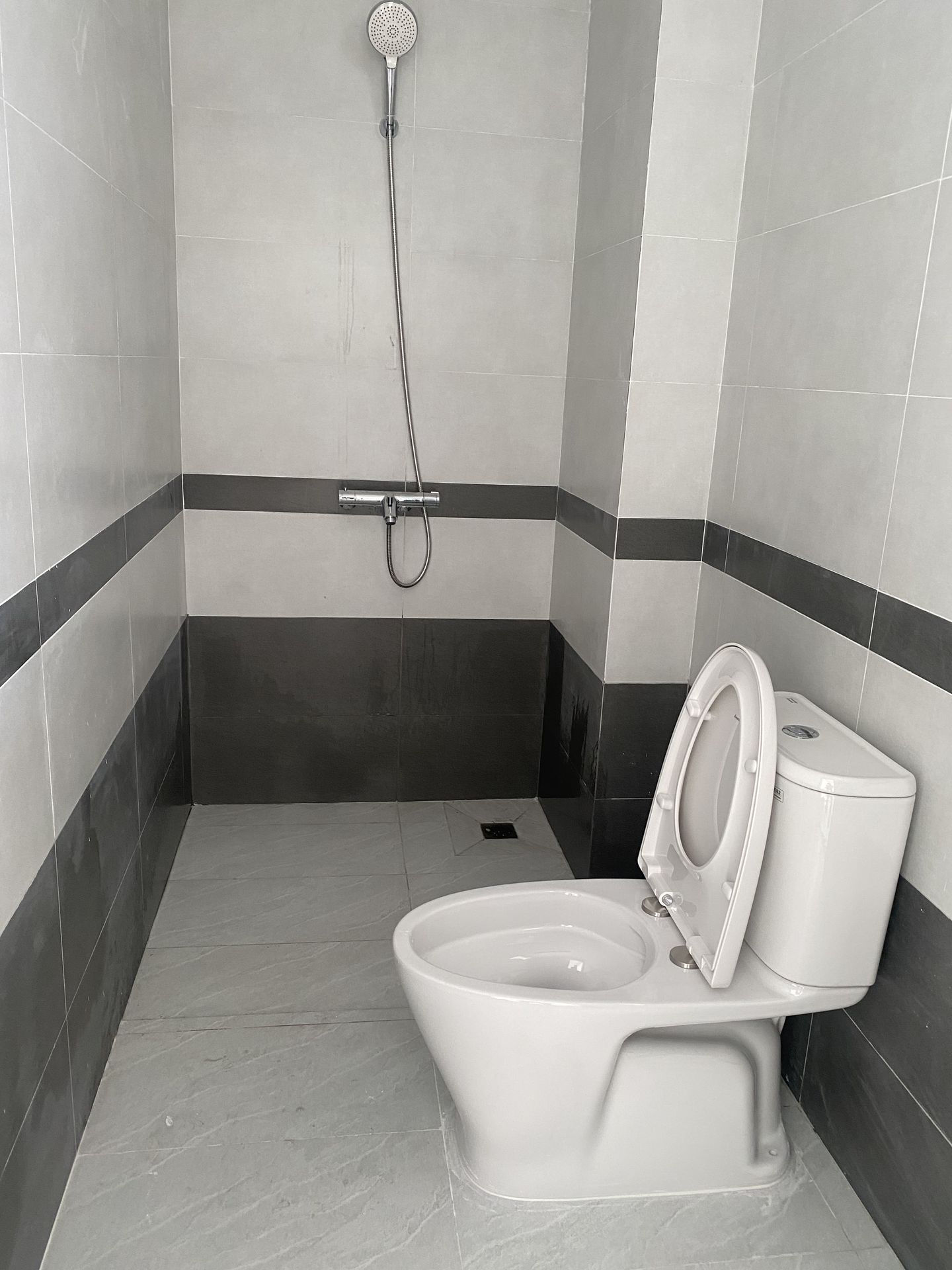 Đánh giá sản phẩm Bộ vòi sen tắm nhiệt độ Caesar TS617