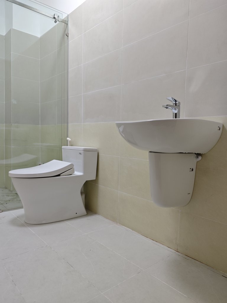 Đánh giá sản phẩm Bồn cầu TOTO MS188VKE4 T53P100VR 1 khối nắp rửa cơ TCW1211A