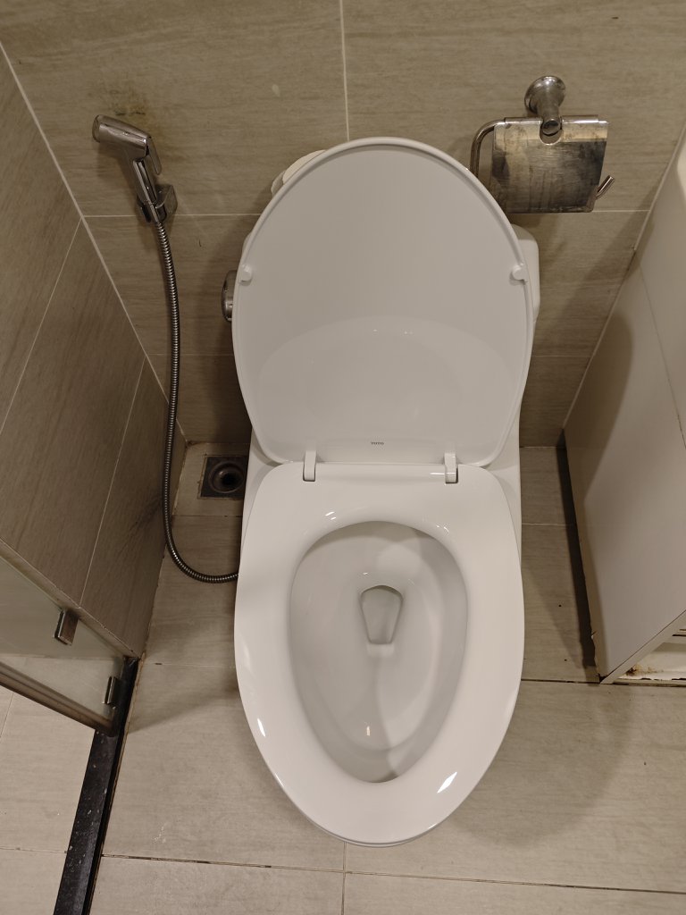 Đánh giá sản phẩm Nắp bồn cầu đóng êm TOTO TC395VS (T10)