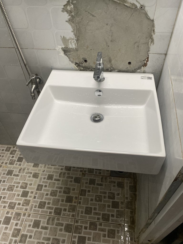Đánh giá sản phẩm Chậu lavabo treo tường chân lửng CAESAR LF5263 + PF2463