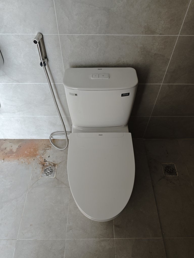 Đánh giá sản phẩm Bồn cầu 2 khối INAX AC-602VN (AC602VN) nắp đóng êm